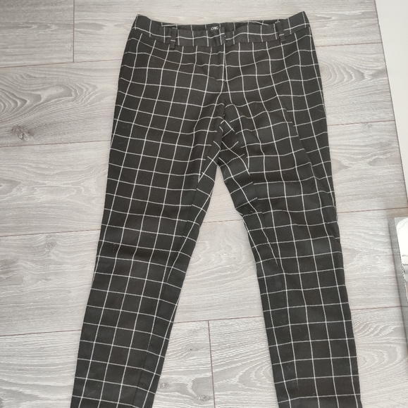 ****SOLD***Jacob black and white checkered tapered leg - Picture 1 of 3